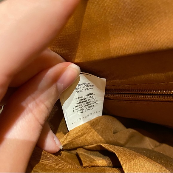 ❗️Brown faux leather floral etched crossbody bag❗️ - Picture 8 of 10